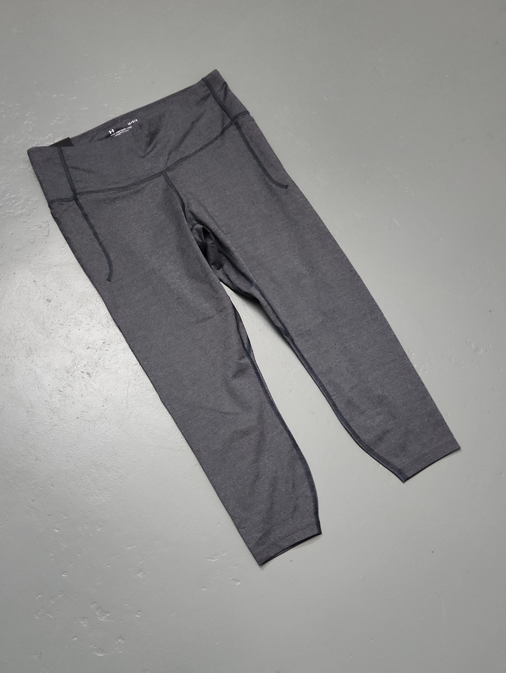 Under Armour UA Meridian High Waist Fitted Stretchy Ankle Legging Womens NWT 🔅